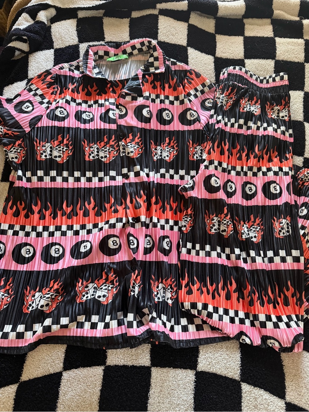Women’s Pink & Black Flame Print Set